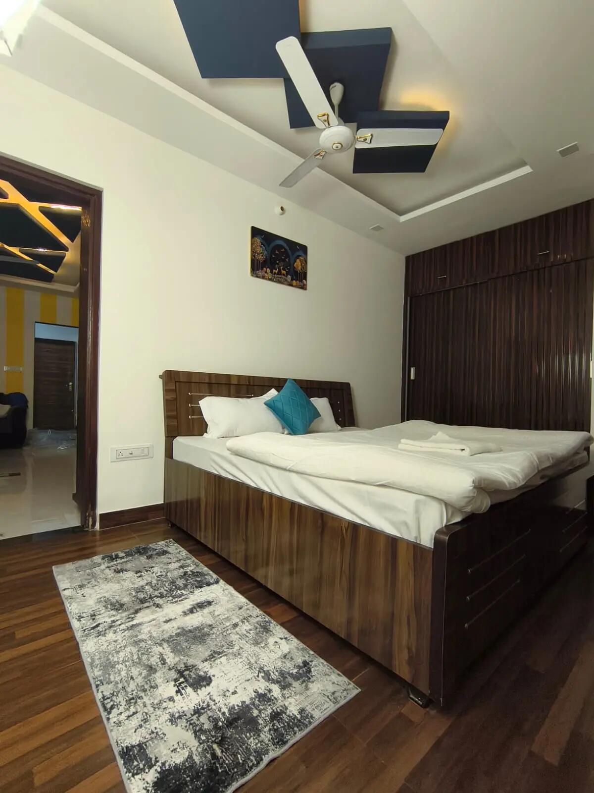 Horizon Retreat by Da Alohas